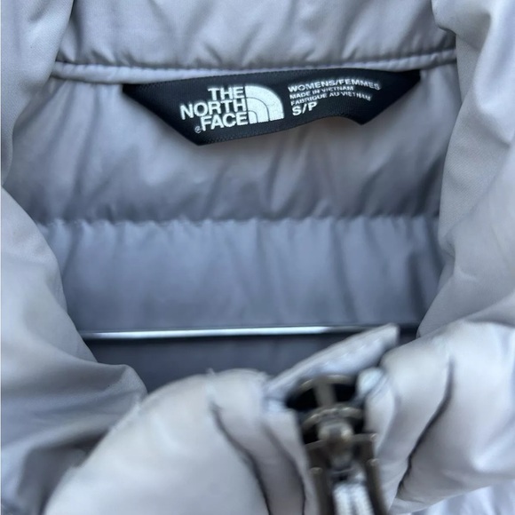 The North Face Aconcagua Down Vest 550 fill Womens Size Small Norway Gray - Picture 6 of 10